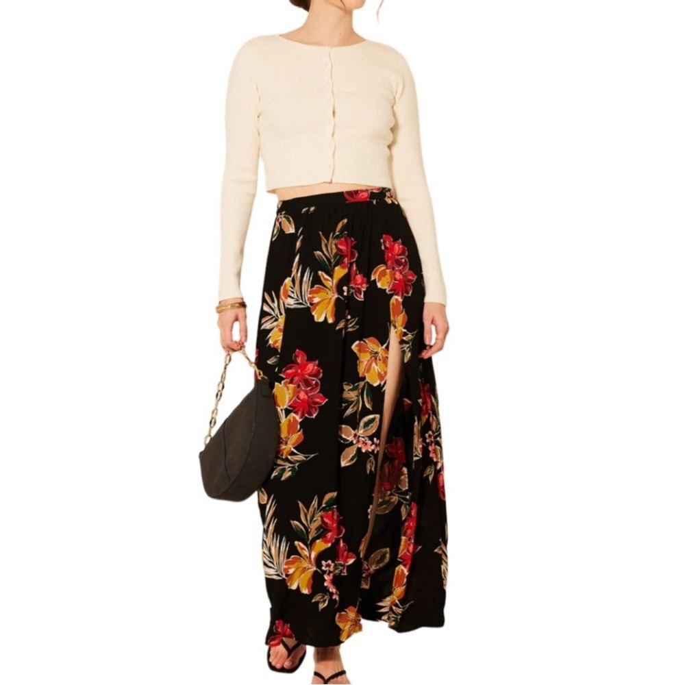 PATRONS OF PEACE FLORAL MAXI SKIRT. NWT. SIZE XS.
